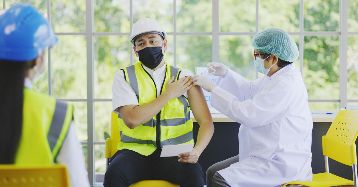 Contractor Receives Vaccine - Vaccination Mandate
